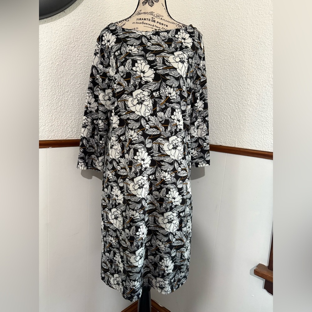 Arianna by Howard’s Floral Dress L/XL Black White soft 3/4 Sleeve